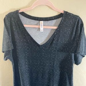 Lularoe Christy T- EUC Large